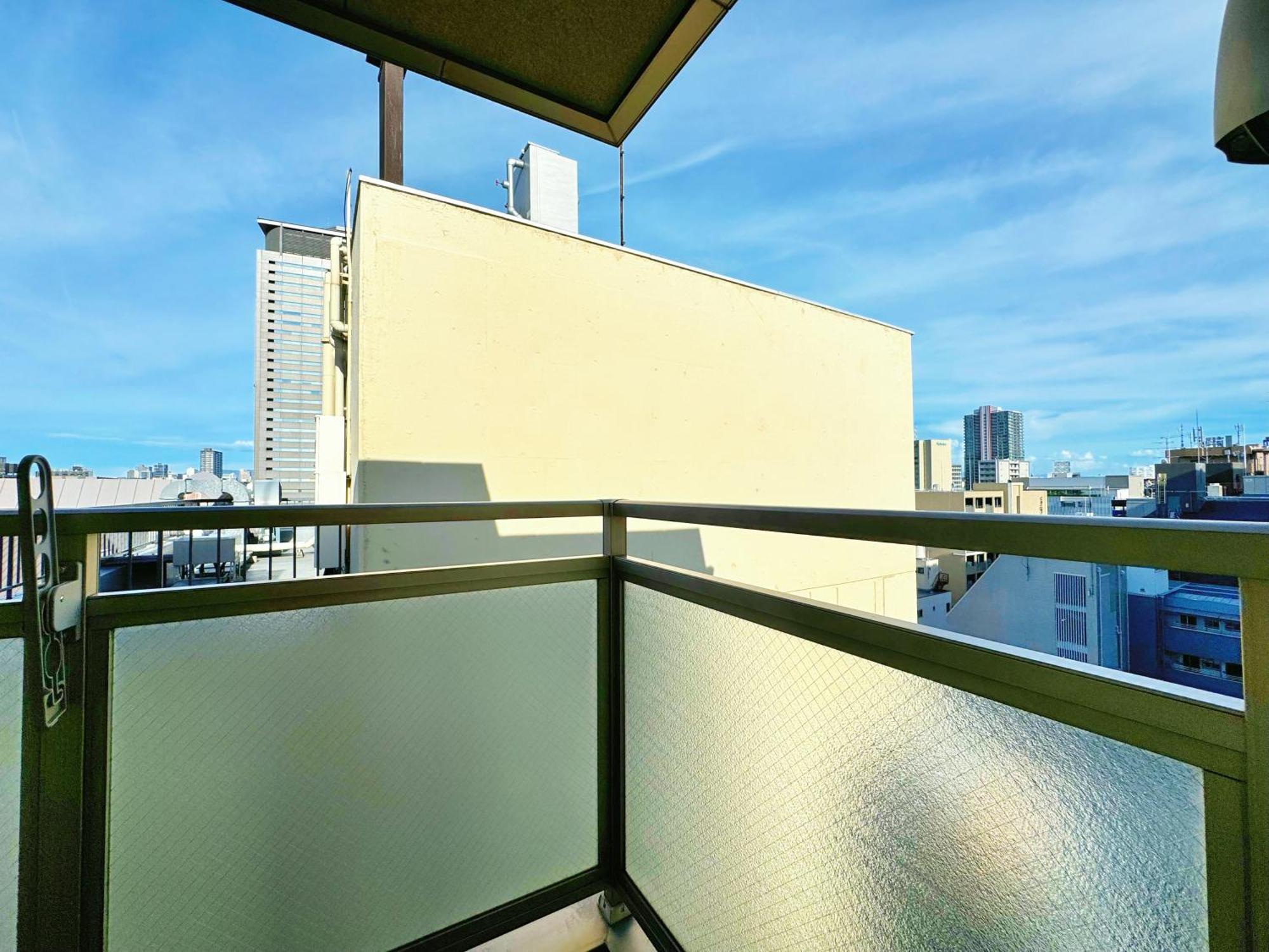 クリスタルコート難波 Apartment Osaka Exterior foto