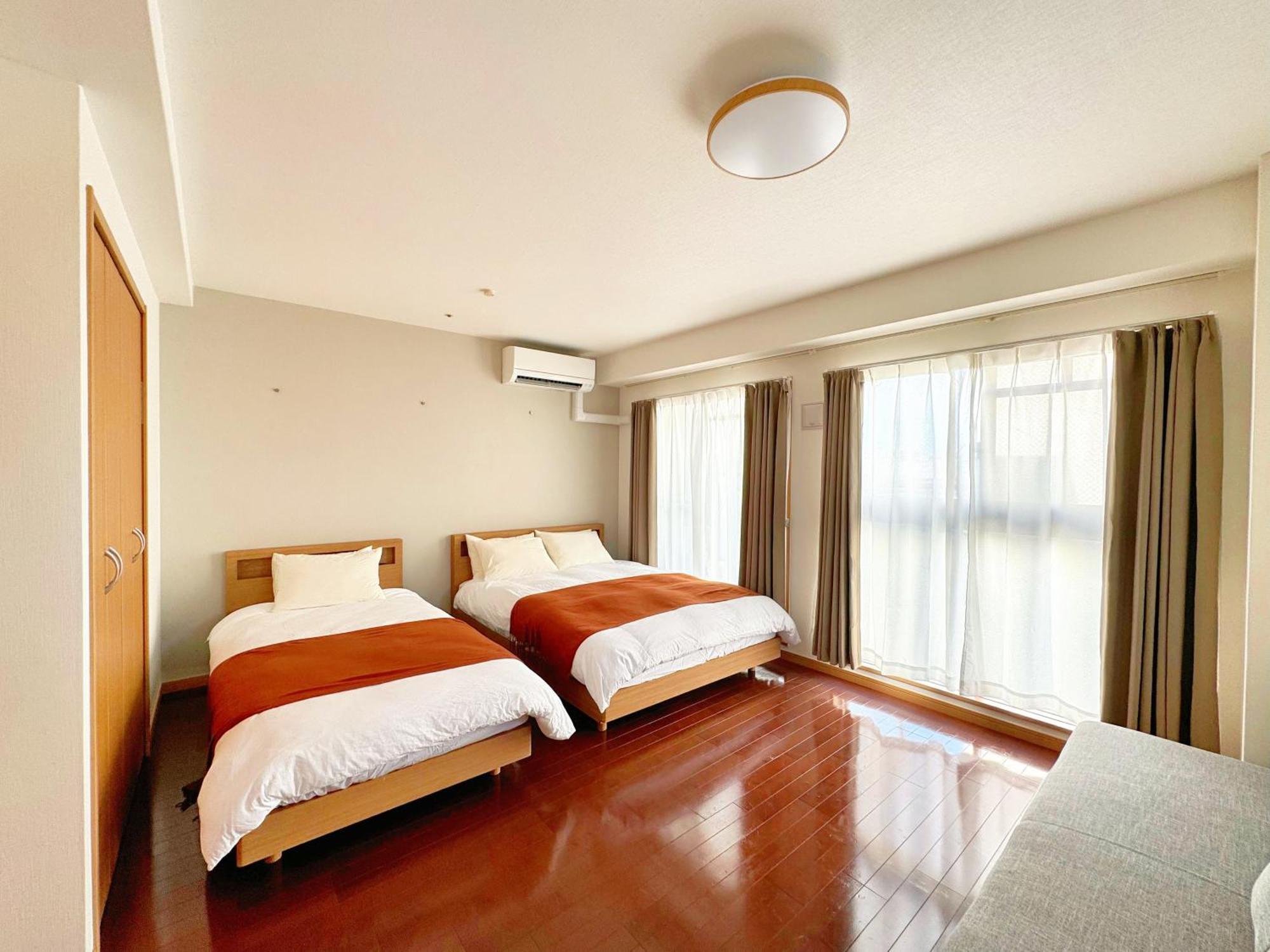 クリスタルコート難波 Apartment Osaka Exterior foto