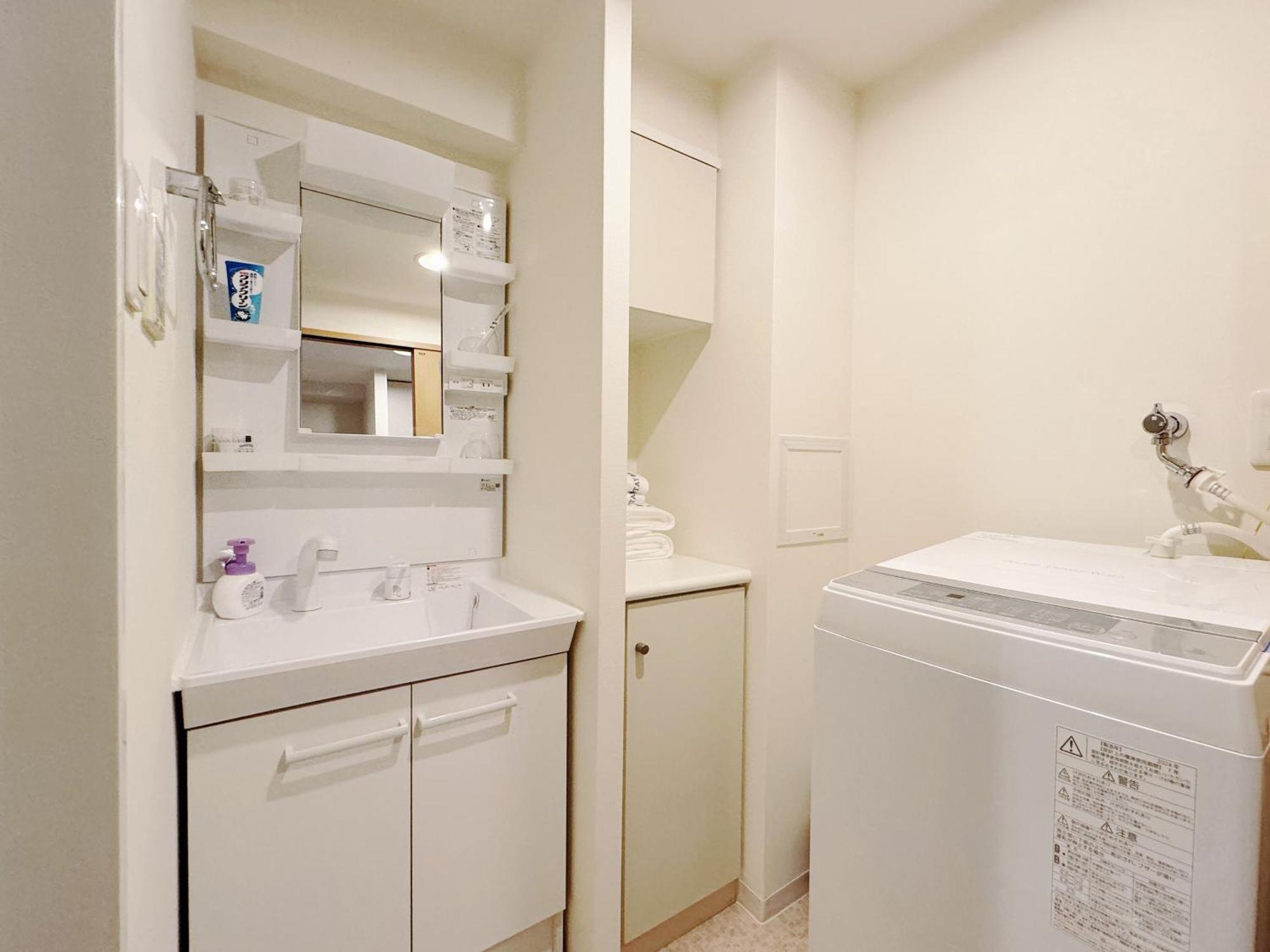 クリスタルコート難波 Apartment Osaka Exterior foto