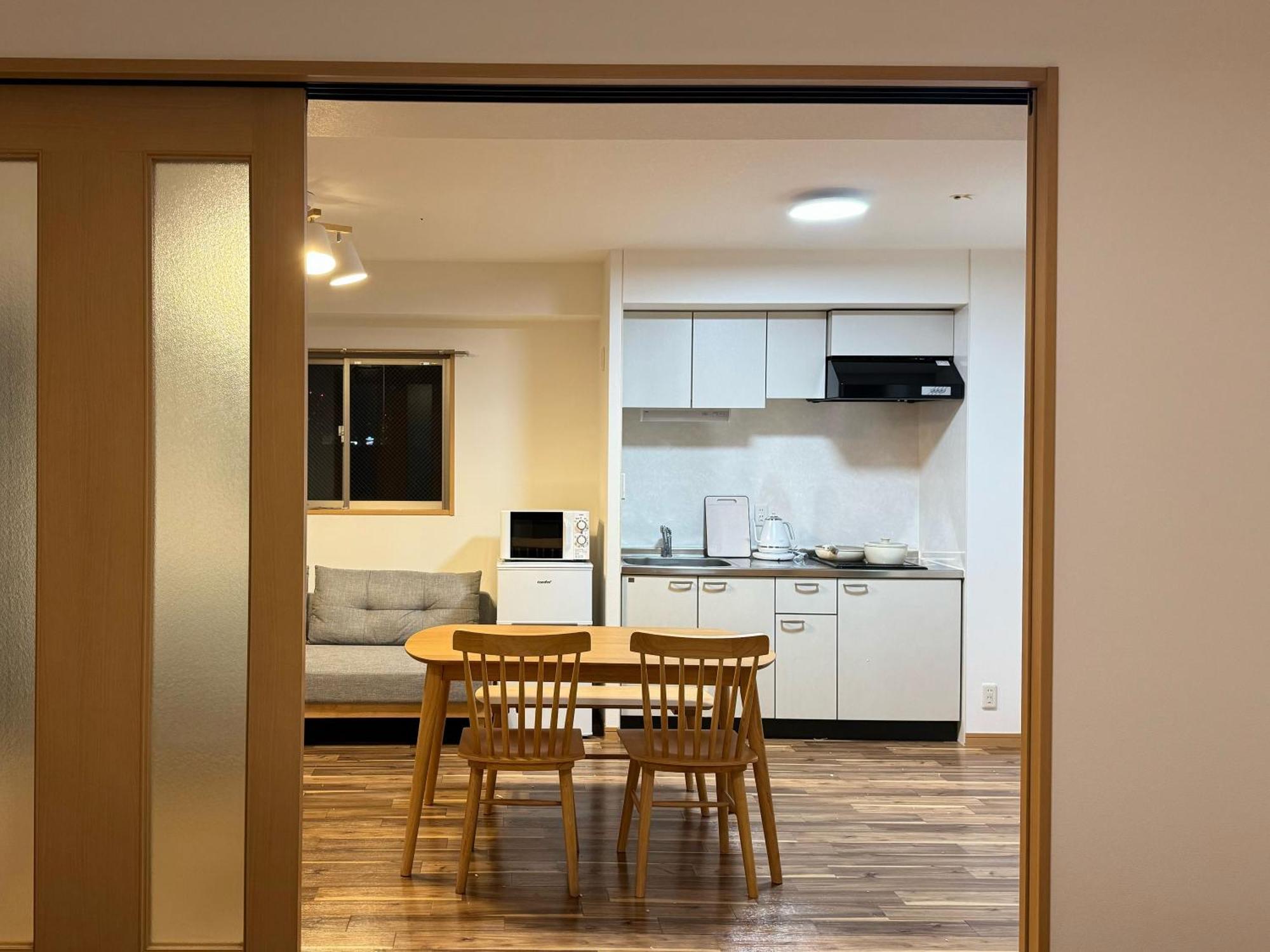 クリスタルコート難波 Apartment Osaka Exterior foto