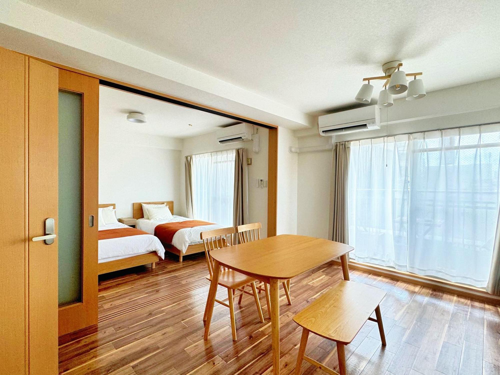 クリスタルコート難波 Apartment Osaka Exterior foto