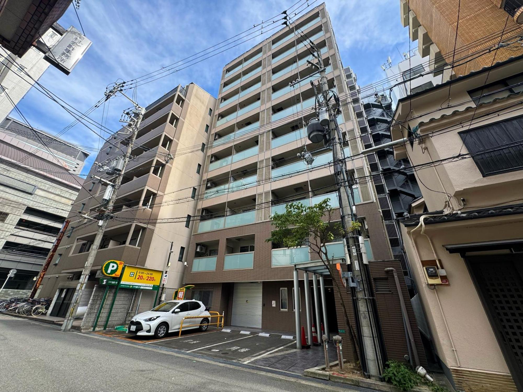 クリスタルコート難波 Apartment Osaka Exterior foto