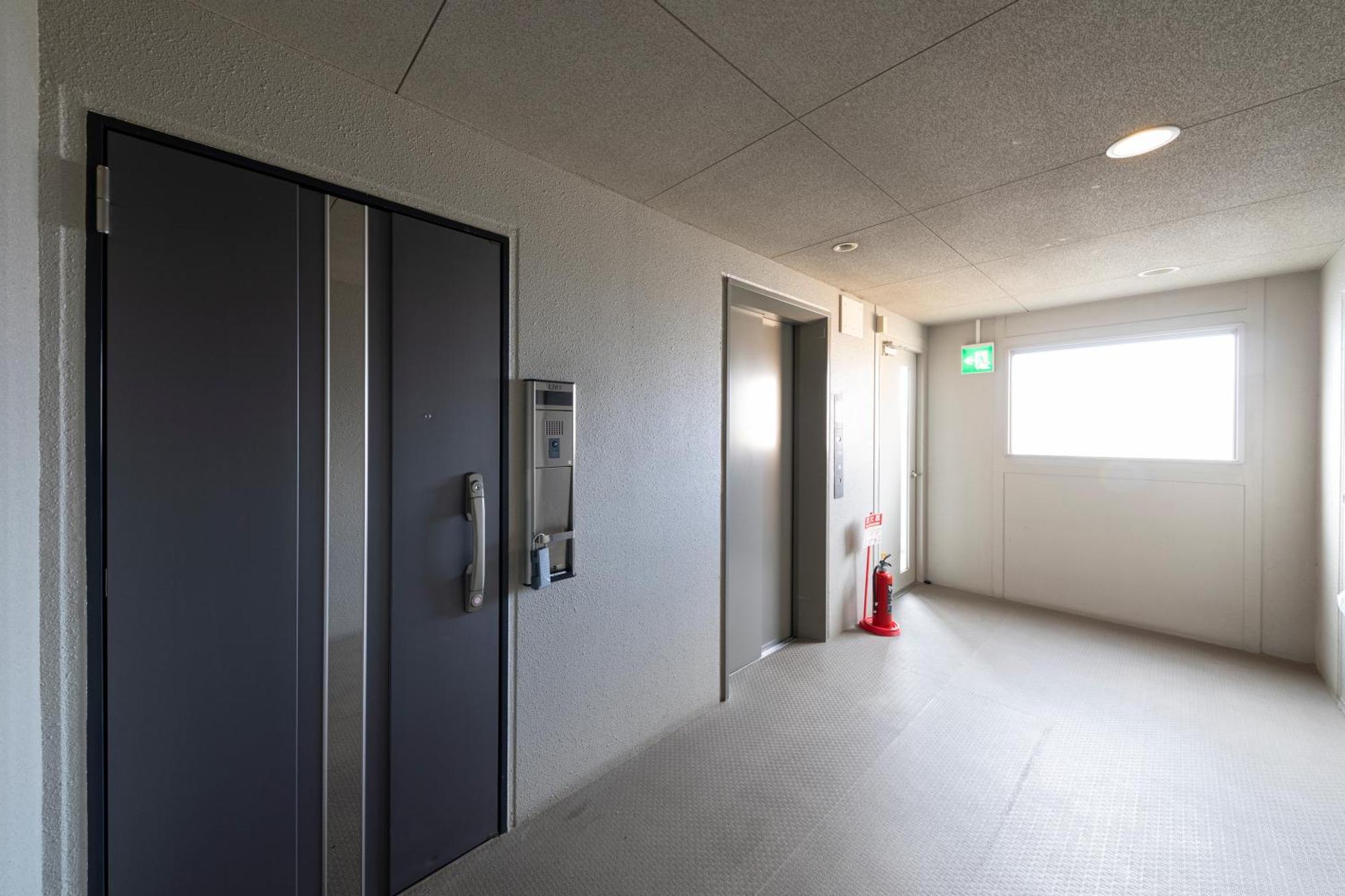 クリスタルコート難波 Apartment Osaka Exterior foto
