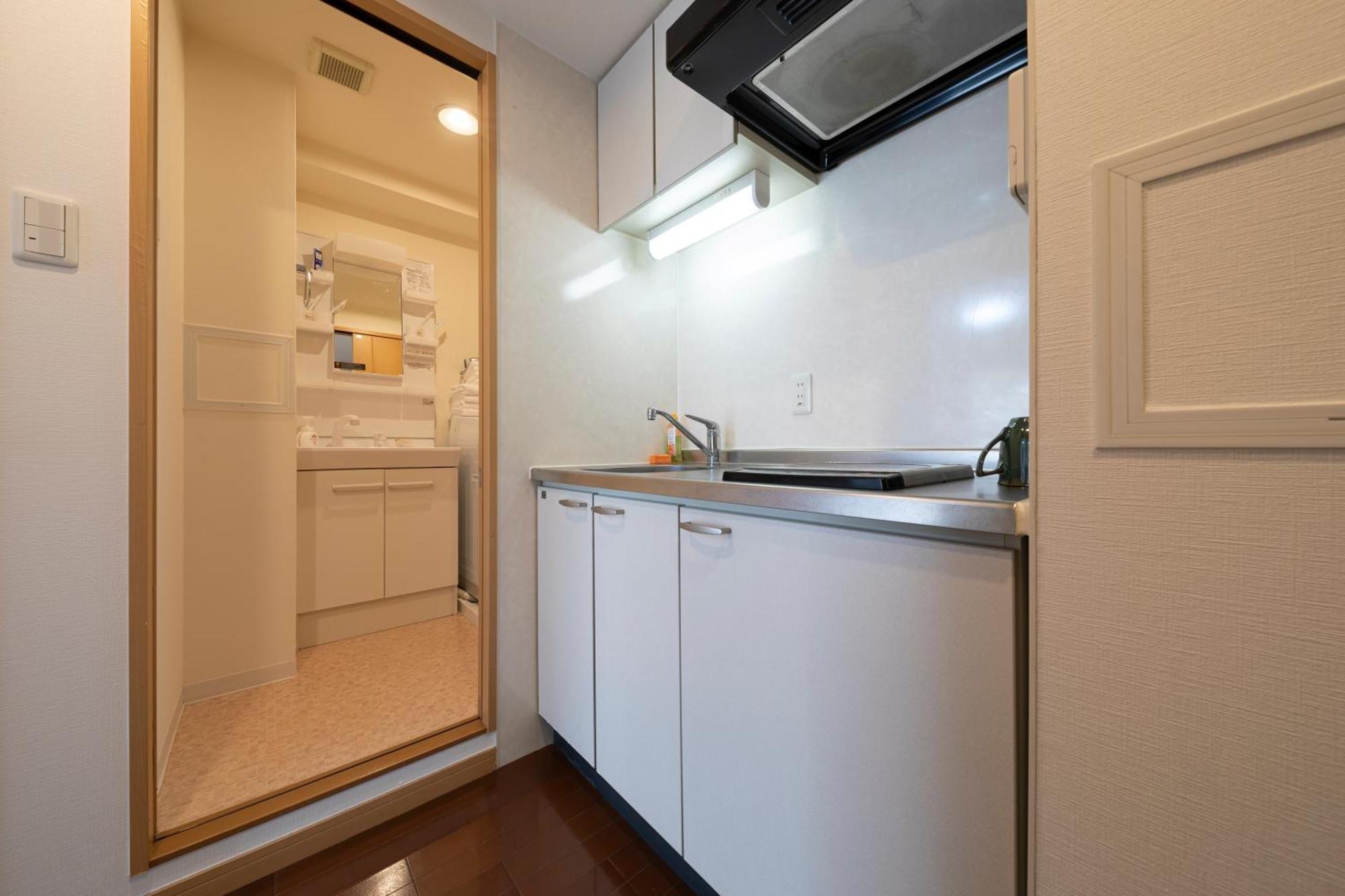 クリスタルコート難波 Apartment Osaka Exterior foto