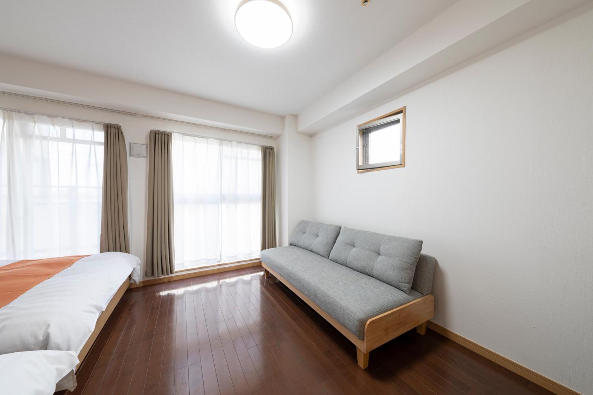 クリスタルコート難波 Apartment Osaka Exterior foto