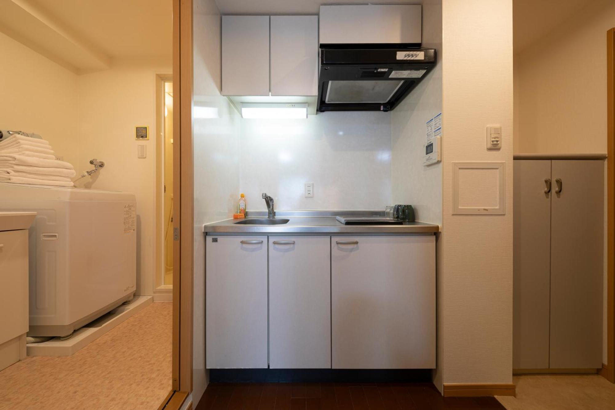 クリスタルコート難波 Apartment Osaka Exterior foto