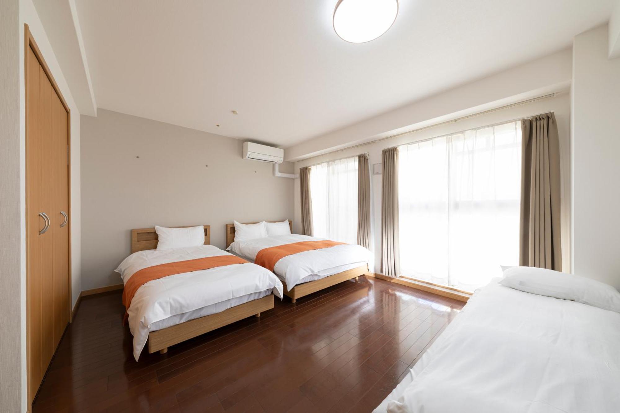 クリスタルコート難波 Apartment Osaka Exterior foto
